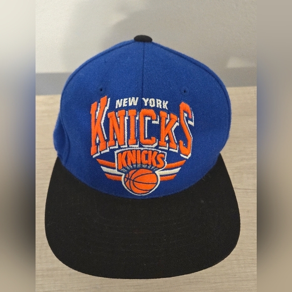 New York Knicks Mitchell and Ness NBA Basketball Snapback Hat Cap Nostalgia Retr - Picture 2 of 10